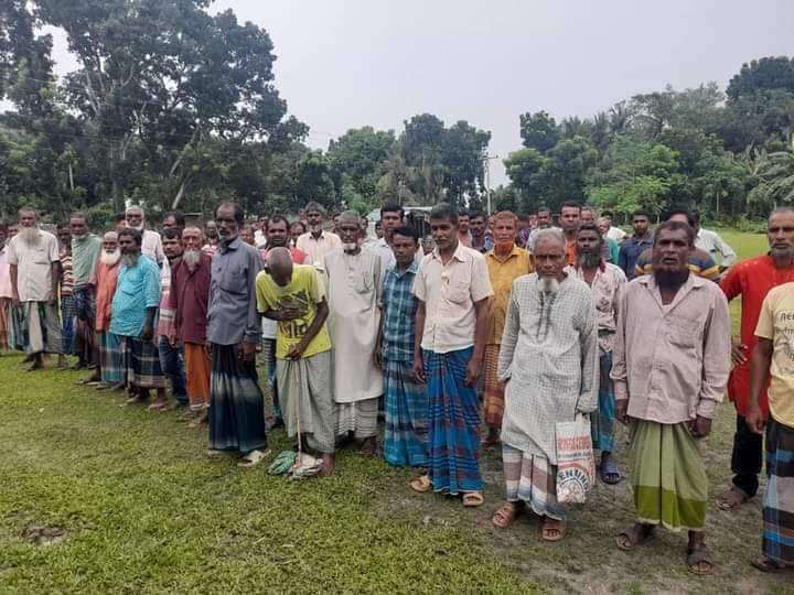 ঝিনাইদহের শৈলকুপা উপজেলার ১২ নং নিত্যানন্দপুর ইউনিয়নের প্রায় ৩০০ জন হতদরিদ্র ১৫ টাকা কেজি মূল্যের চাউল ক্রয় থেকে বঞ্চিত হতে যাচ্ছে।