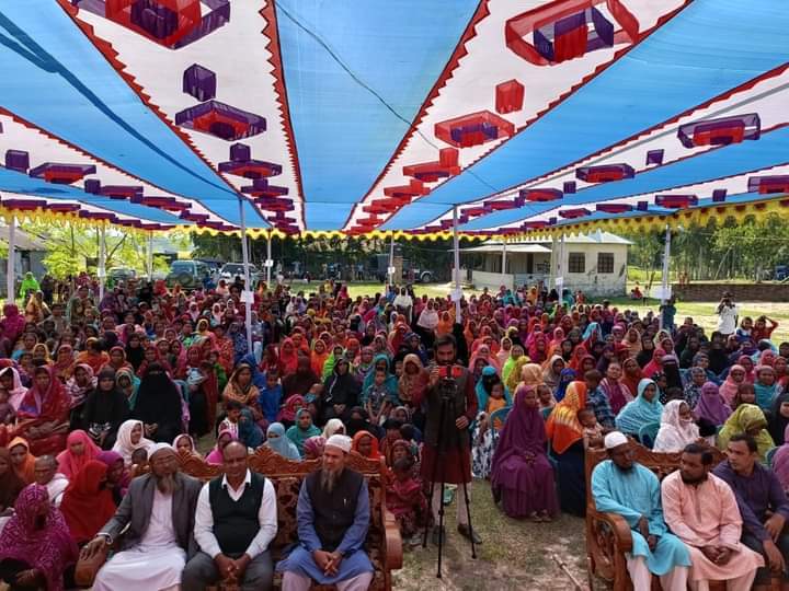 শিক্ষা বাস্তবায়নে ঝিনাইগাতী উপজেলার পূর্ব কাংশা সরকারি প্রাথমিক বিদ্যালয় প্রাঙ্গণে পূর্ব