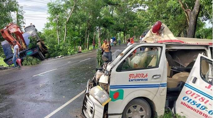 বাবার লাশ নিতে আসছি, আমার আর কেউ রইল না’বাদল সাহা, প্রতিনিধি, গোপালগঞ্জবাদল সাহা,