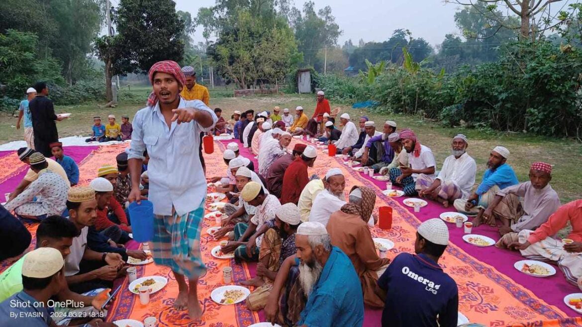 তারাবাড়িয়া যুব সমাজের পক্ষ থেকে ইফতার ও দোয়া মাহফিল অনুষ্ঠিত।